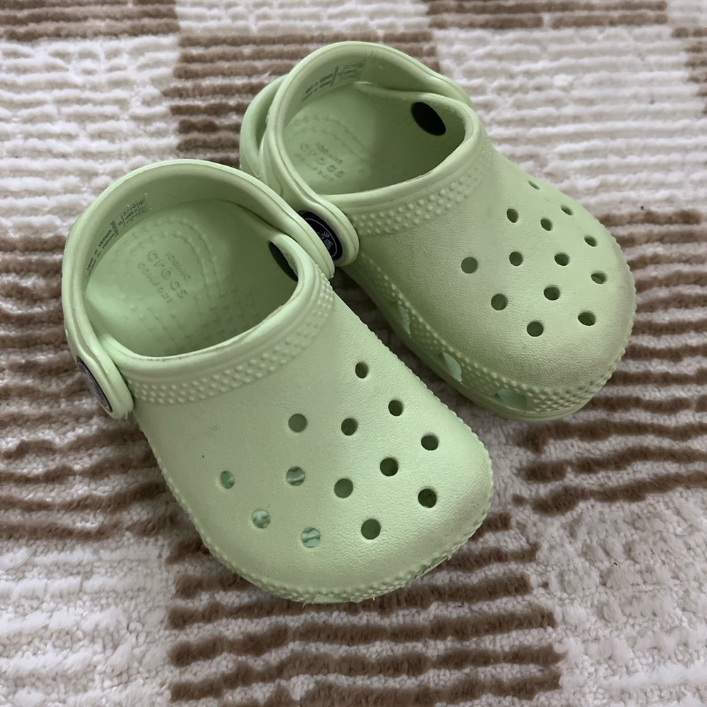 Lime Green Infant Crocs 4C